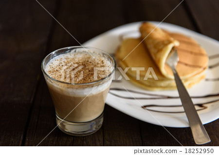 pancakes with  cappuccino 18252950