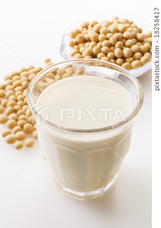 Soy milk Soy milk 18258417