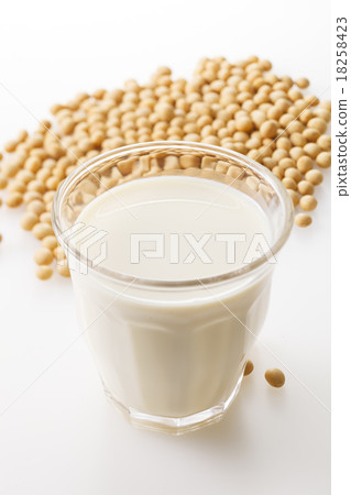 Soy milk 18258423