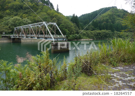 Tanbaibashi (after falling bridge) 18264557