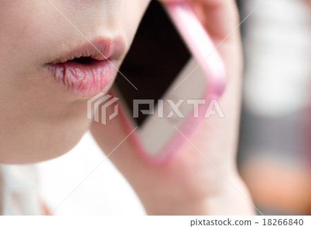 淺談智能手機的女人 18266840