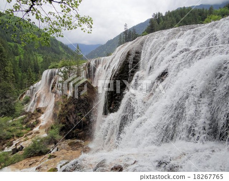 中國十字溝石林納達瀑布 18267765