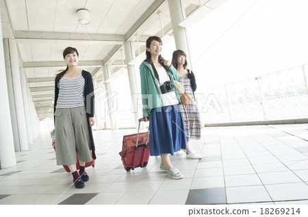 女人的旅程 18269214