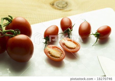 Mini Tomato Mini Tomato 18270746