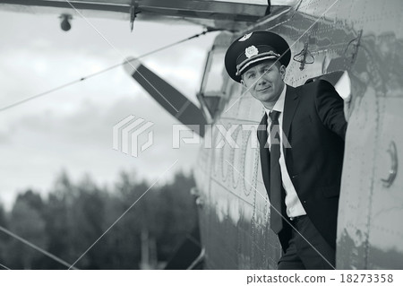 pilot vintage aircraft 18273358