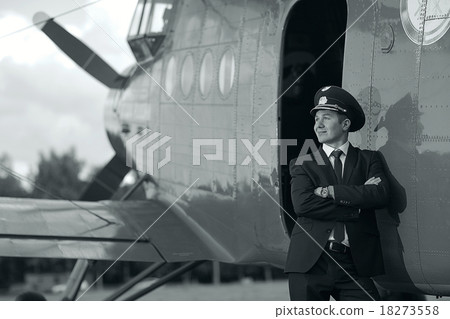 pilot vintage aircraft 18273558