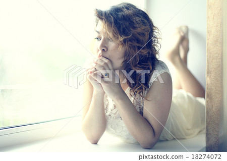 sad girl in the morning sad girl in the morning 18274072