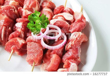 Raw pork skewers 18277737