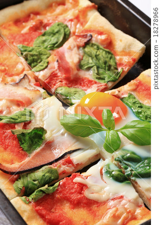 Pizza Alla Bismarck Pizza Alla Bismarck 18278966