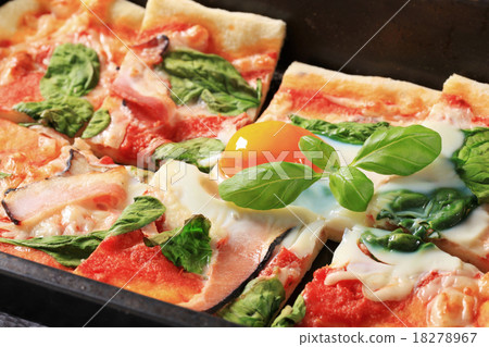 Pizza Alla Bismarck Pizza Alla Bismarck 18278967