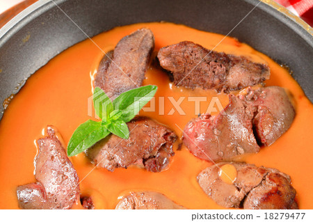 Liver with tomato sauce 18279477
