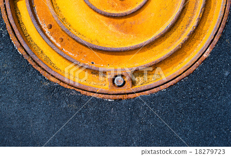 Rusty metal manhole cover Rusty metal manhole cover 18279723