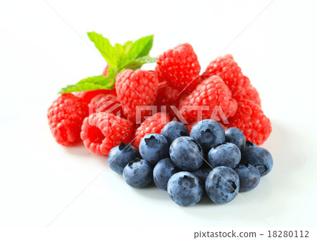 Fresh raspberries and blueberries Fresh raspberries and blueberries 18280112