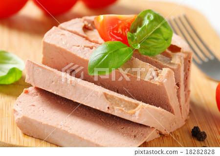 Liver mousse 18282828