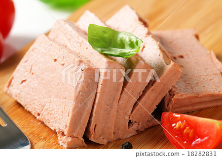 Liver mousse 18282831