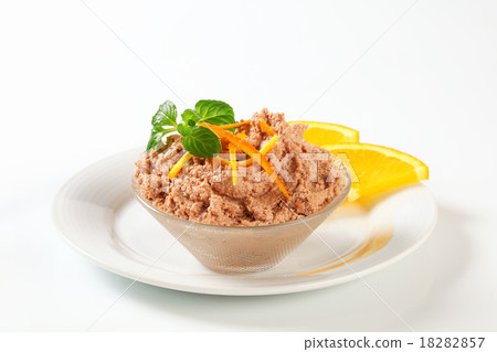 Meat spread with orange 18282857