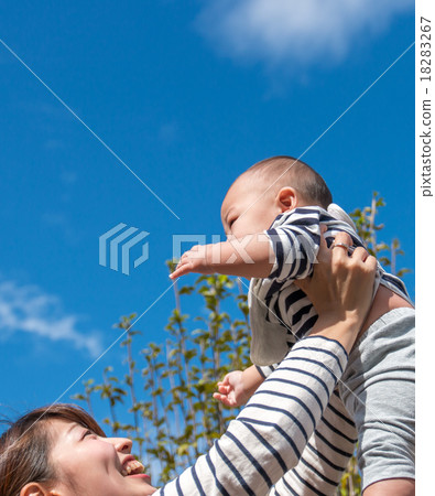 Highly high parent and child wearing a border Highly high parent and child wearing a border 18283267