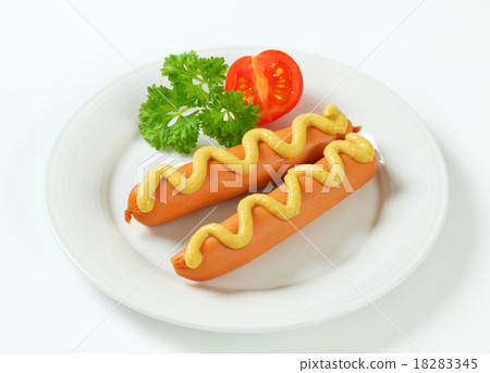 Frankfurters with mustard 18283345