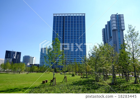 Shinagawa Season Terrace (sideways) 18283445