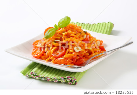 Spaetzle in garlic tomato sauce 18283535