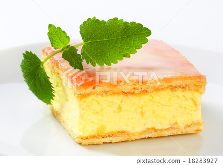 Custard (Vanilla) Slice Custard (Vanilla) Slice 18283927
