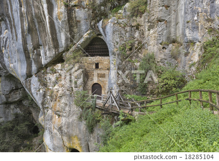 Cave under the castle Predjama in Slovenia Cave under the castle Predjama in Slovenia 18285104