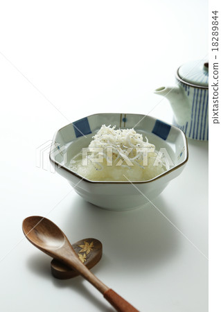 Daikon and Oshiri dried Daikon and Oshiri dried 18289844