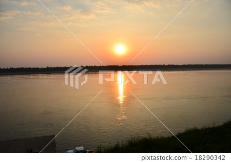 Cambodia Krache Sunset over the Mekong River Cambodia Krache Sunset over the Mekong River 18290342