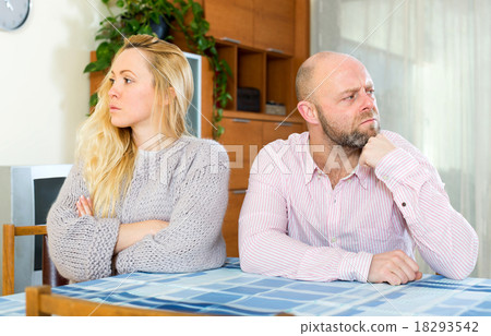 Family quarrel 18293542