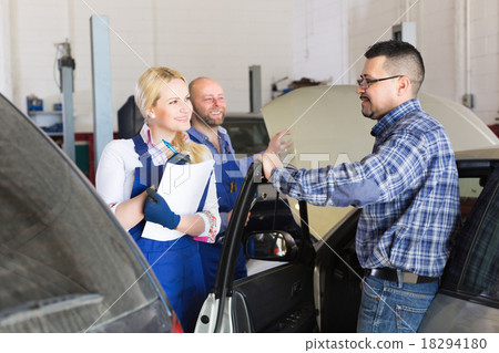 Service crew and happy driver 18294180