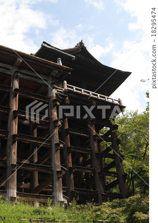 Temple Temple 18295474
