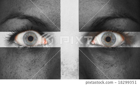Women eye, close-up Women eye, close-up 18299351