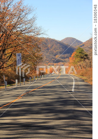 榛名山的直道 18300348