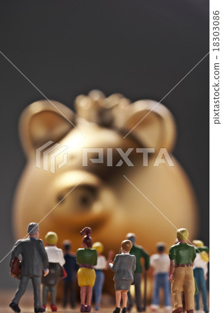 Piggy bank and crowd 18303086