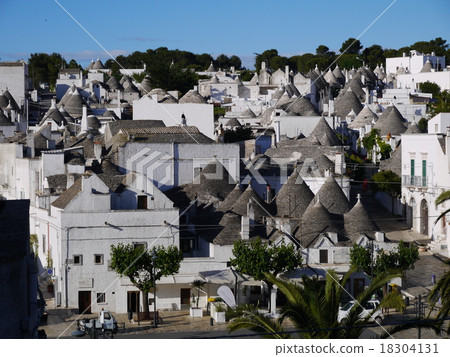 Streets of Alberobello Streets of Alberobello 18304131