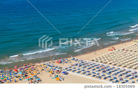 Wide public beach of Gaeta, Italy 18305069