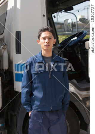 truck, male, man 18307727