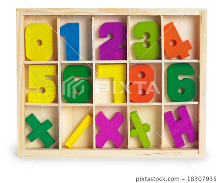 Toy wooden figures in a box Toy wooden figures in a box 18307935