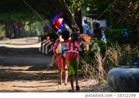 Cambodia Cracie king of Cambodia children Cambodia Cracie king of Cambodia children 18312299