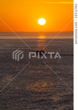 The sunset of Okhotsk 18312362