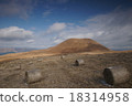 Yonezuka and grass roll 18314958