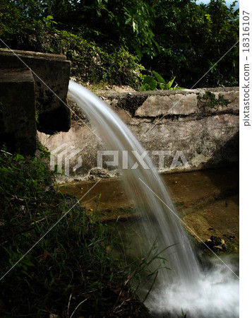 Hakka Higawa located in Nanjo City, Okinawa Prefecture, with 100 famous waters Hakka Higawa located in Nanjo City, Okinawa Prefecture, with 100 famous waters 18316107