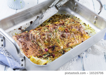 Salmon Filet in Skillet 18320706