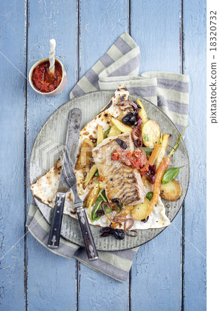 Codfish Filet with Vegetable Codfish Filet with Vegetable 18320732