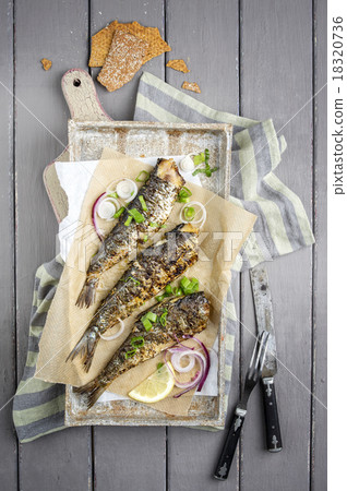 Barbecue Sardine on Tray 18320736
