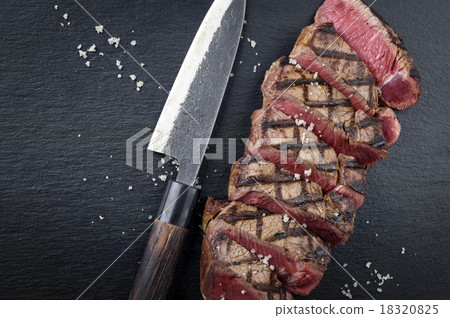 Entrecote 18320825