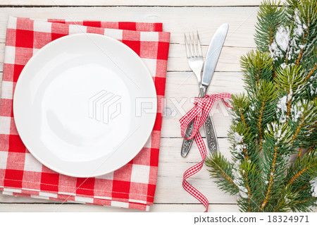 Empty plate, silverware and christmas tree 18324971