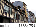 Rouen's tree bone house house 18334759
