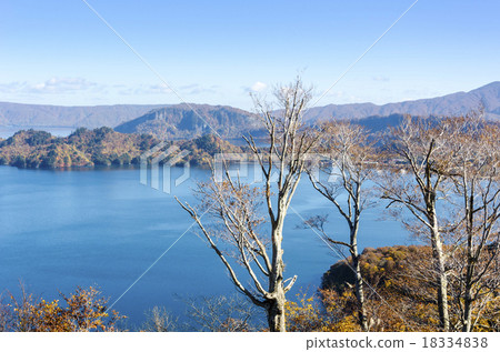 從觀景台前往十和田湖 18334838