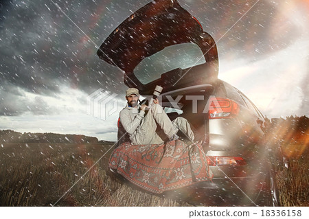 Traveler photos of the car camera photographer Traveler photos of the car camera photographer 18336158